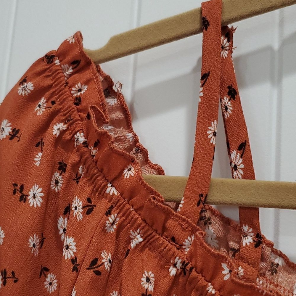 B Wear crop top/shoulder less blouse,  size xl - Picture 4 of 5